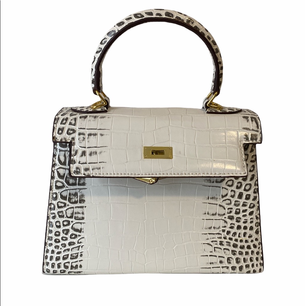 New Faux Leather Purse